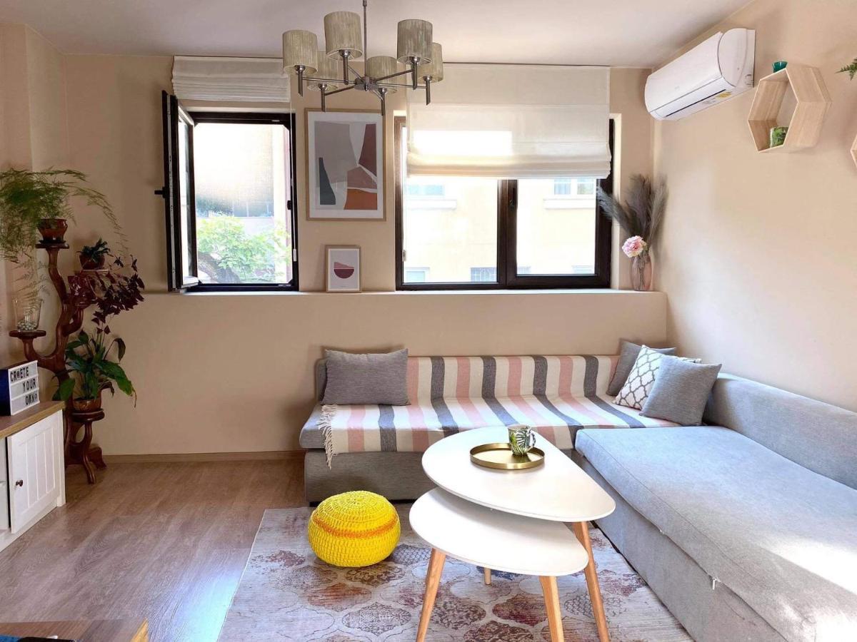 Boho Chic Apartment Nearby The Beach Várna Kültér fotó